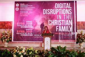 Wali Kota Hadiri Seminar dan Pembinaan Iman Kristen di Era Digital