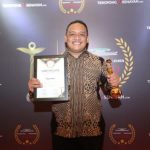 Benny Rhamdani Terima Penghargaan Sebagai Anggota Parlemen Aspiratif