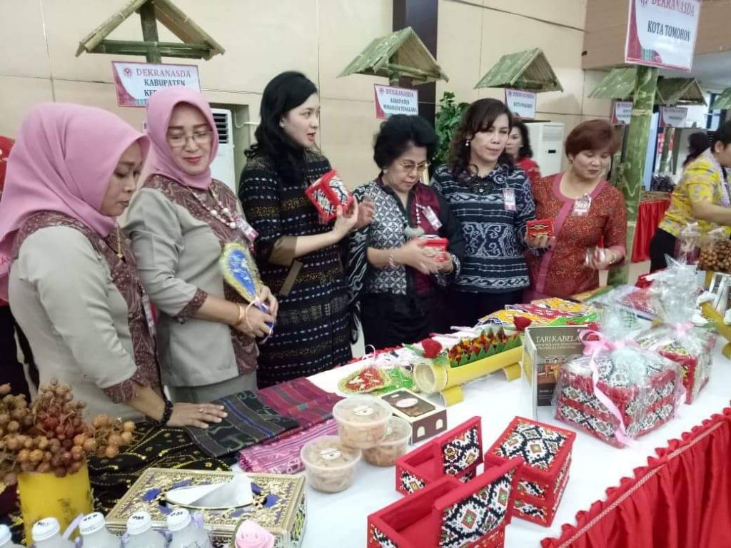 Produk Unggulan Kotamobagu Dipamerkan di Rekerda Dekranasda