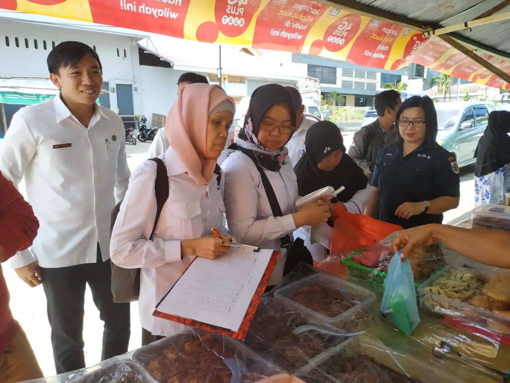 Jajanan Takjil di Kotamobagu  Bebas Bahan Kimia