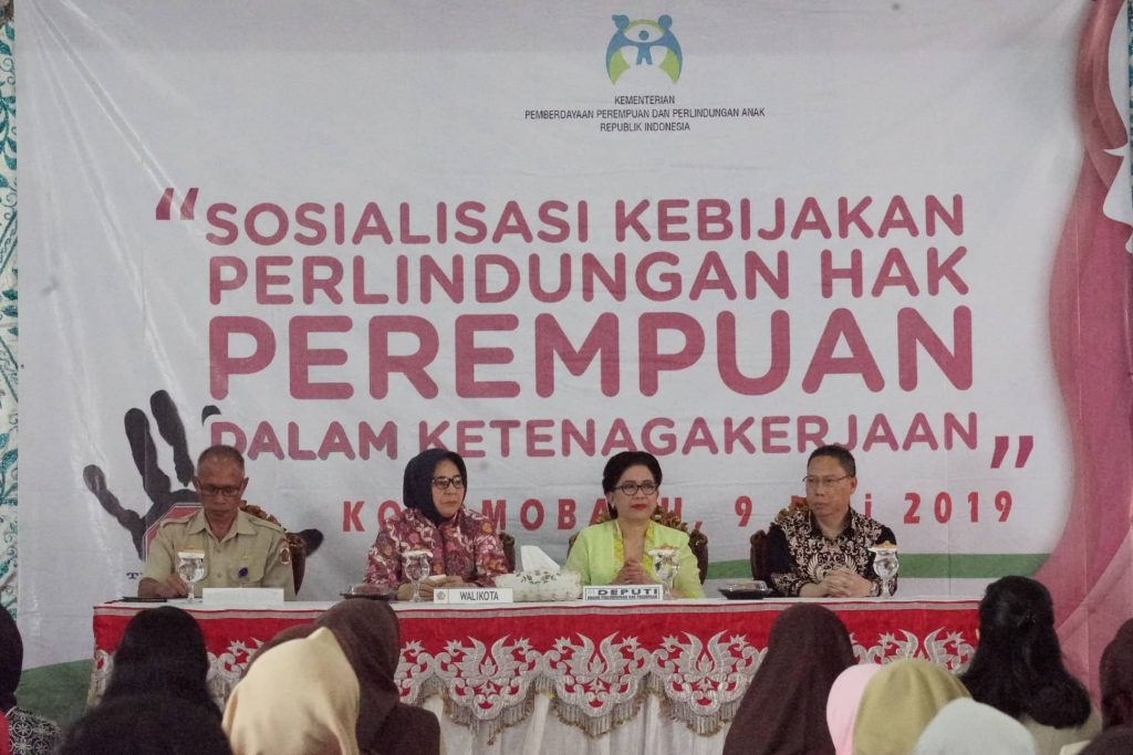 Wali Kota Hadiri Sosialisasi Kebijakan Perlindungan Hak Perempuan Dalam Ketenagakerjaan