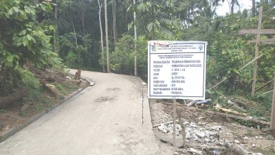 Jalan Usaha Tani Desa Sia Makin Mulus