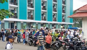 Ribuan Orang Datangi Rumah Sakit Kotamobagu