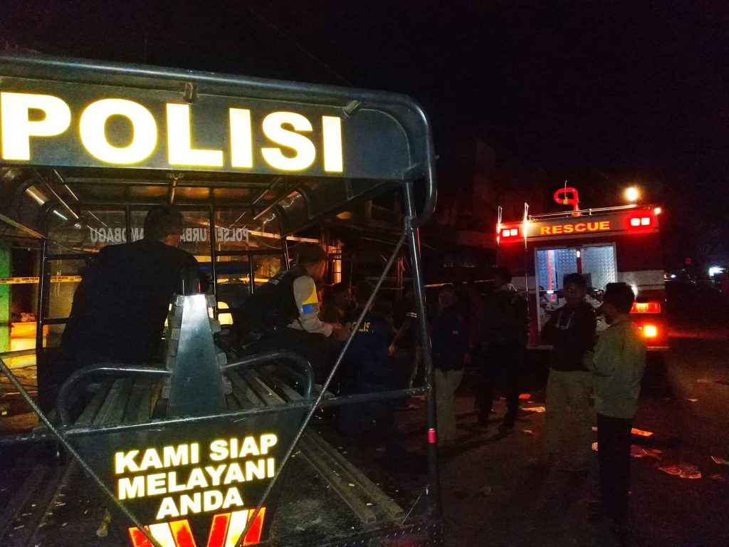 Polisi Siaga di Lokasi Kebakaran Pasar Serasi