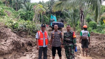 Diterjang Banjir dan Longsor, Jalur Trans Sulawesi Terhambat