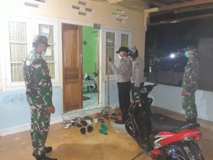 Gabungan TNI-POLRI Kecamatan Paguat Laksanakan Patroli