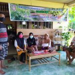Sejak Kemarin, Petugas KPPS Desa Bunuyo Mulai Salurkan Surat Undangan Pemilih