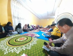 Gelar  Yasinan dan Takziah di Rumah Duka Ibunda Iwan Abay, Sekwan  Ucapkan Bela Sungkawa